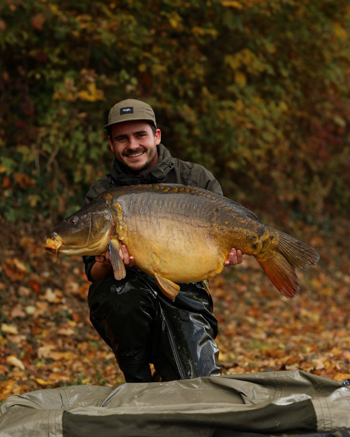 KARPER, VISSEN, FRANKRIJK, LEVEL BAITS, BELGIË, LEVELBAITS, NECTAR, KRILL, SQUID, HERBS